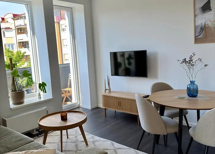 Cozy With Castle View شقة براتسيلافا